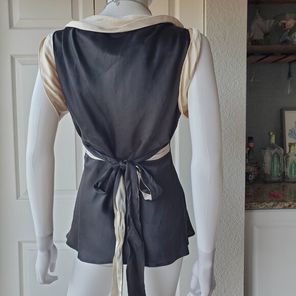 Women's Black Silk Sleeveless Empire Waist Blouse Top - Picture 4 of 8